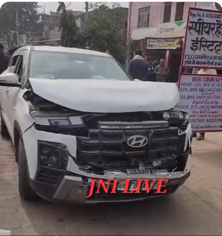 सांसद रमेश अवस्थी के काफिले की गाड़ियां दुर्घटना ग्रस्त