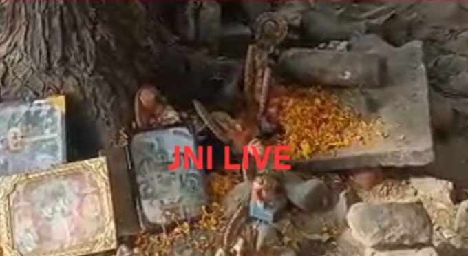 संकिसा बिसारी देवी मंदिर के टीले के ऊपर से मूर्ति हटाई, मुकदमा दर्ज