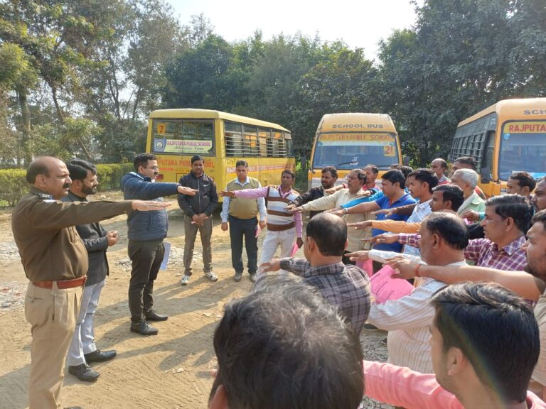 सड़क सुरक्षा शपथ, स्कूल बसों का निरीक्षण, 11 वाहनों पर कार्रवाई