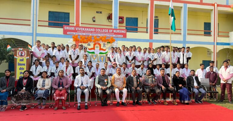 देशभक्ति के रंग में रंगा स्वामी विवेकानंद कॉलेज ऑफ नर्सिंग का गणतंत्र दिवस समारोह