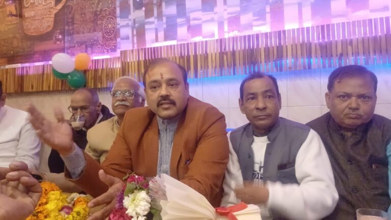 युवा व्यापार मंडल पदाधिकारियों पर दर्ज मुकदमे को लेकर गरमाया माहौल, एक हफ्ते का अल्टीमेटम