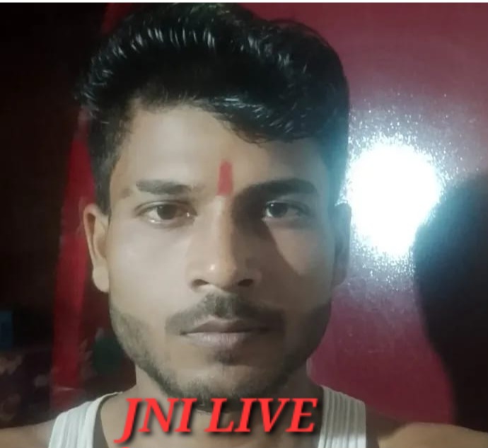 तनाव में युवक नें फांसी लगाकर दी जान