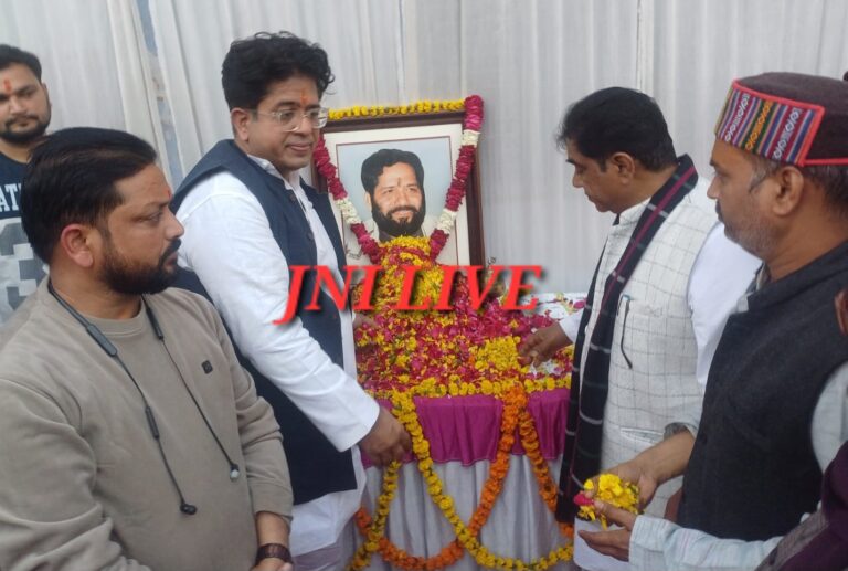 पुण्यतिथि पर पूर्व मंत्री ब्रह्मदत्त द्विवेदी कों किया याद