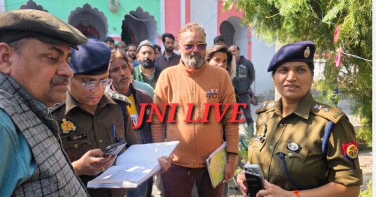 कर्बला में कब्र कों किया क्षतिग्रस्त व ताजियों में आगजनी, जाँच में जुटी पुलिस