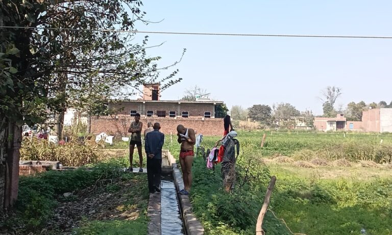 हादसे का इंतजार! हाई टेंशन लाइन का नही ठीक हुआ झूल रहा तार