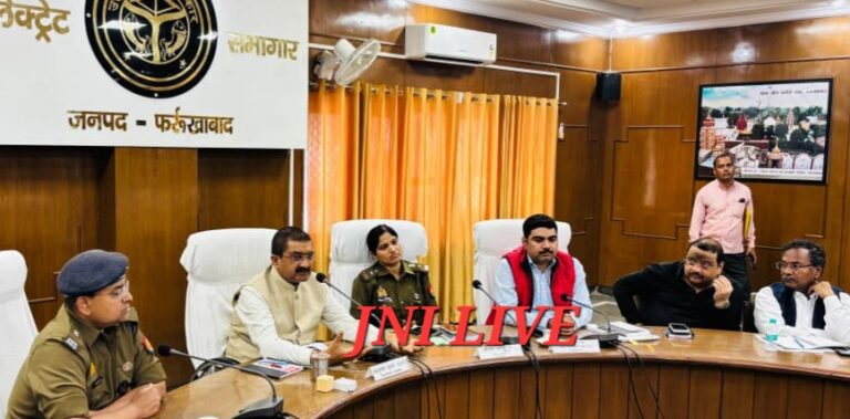 रंग जबरन न डालें, अफवाहों से रहें सावधान: प्रशासन की अपील