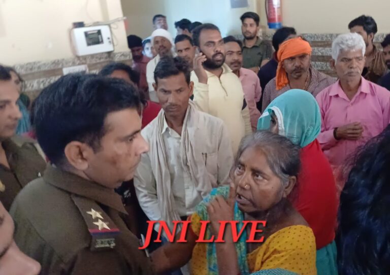 डिलीवरी के एक सप्ताह बाद महिला की मौत, अस्पताल में परिजनों का हंगामा
