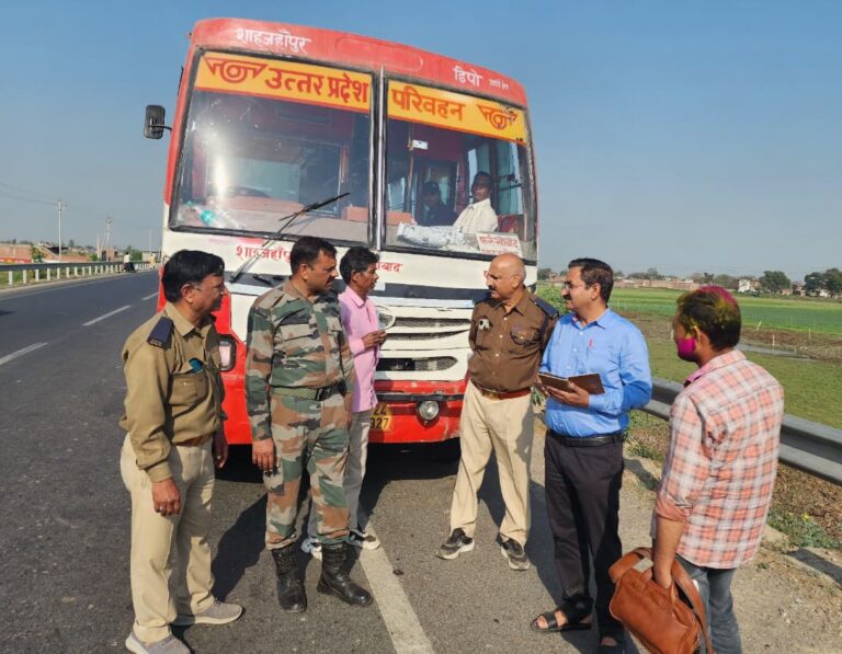 तीन डग्गामार बसें सीज, 70 हजार जुर्माना
