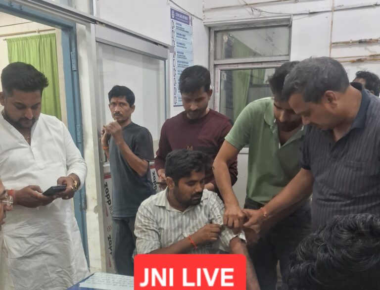 देर रात शराब ठेके पर विवाद, सेल्समैन की पिटाई—तीन पर मुकदमा दर्ज