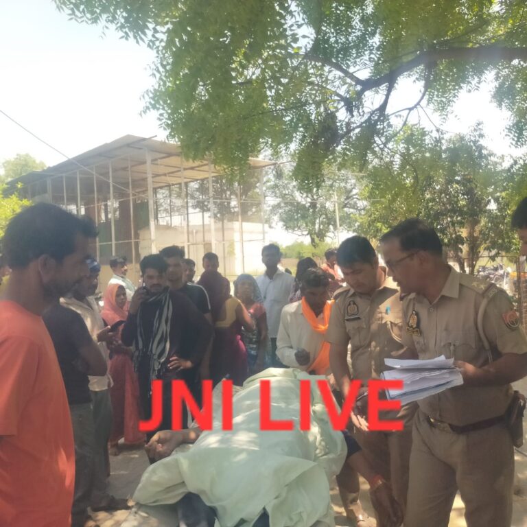 ई-रिक्शा की टक्कर से युवक की मौत, साथी गंभीर घायल