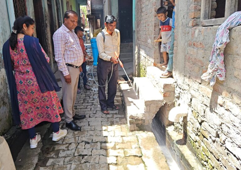 विश्व मलेरिया दिवस पर चला जागरूकता अभियान, एंटी लार्वा छिड़काव किया गया