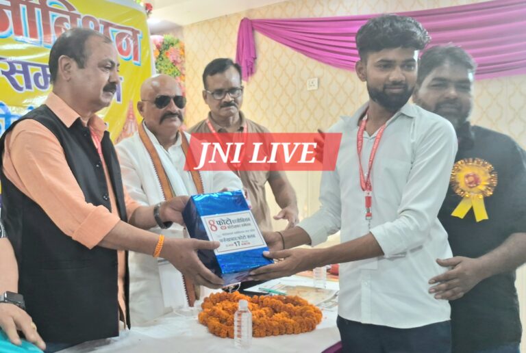 फोटोग्राफी व कार्यशाला में आधुनिक तकनीक व संगठन की शक्ति पर जोर