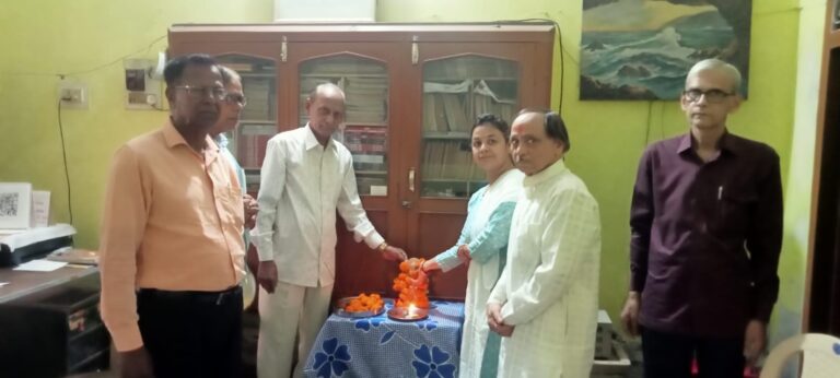 ‘अभिव्यक्ति’ की काव्य गोष्ठी में गूंजी राष्ट्रीय भावधारा की रचनाएं