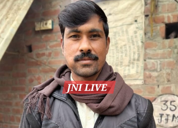 संदिग्ध हालत में फंदे  पर लटका मिला युवक का शव