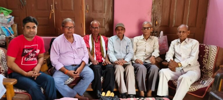 राष्ट्रीय काव्य गोष्ठी में गूंजे देशभक्ति और सामाजिक सरोकारों के स्वर