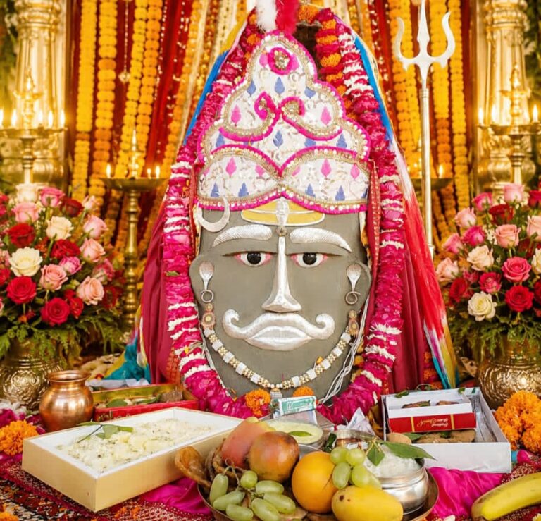 पुरुषोत्तम मास पूर्णिमा पर पाञ्चाल घाट में 630वां गंगा दीपदान