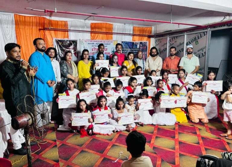 कल अर्पण की कार्यशाला विराम, प्रमाण पत्र पाकर फूले नहीं समाए नन्हे कलाकार