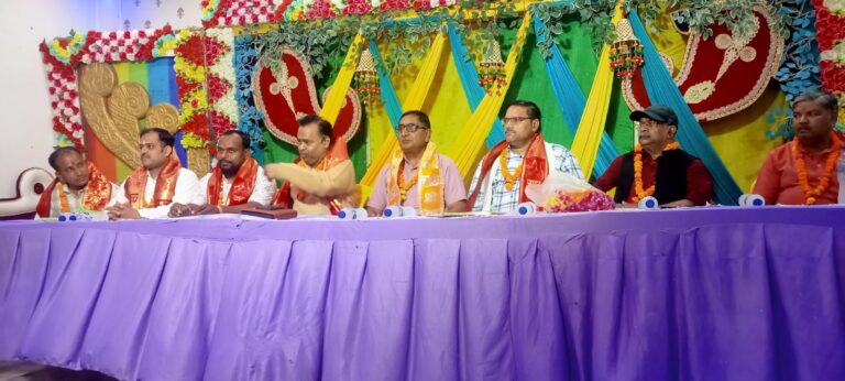 व्यापारी हितों की रक्षा के लिए बंसल गुट ने बुलंद की आवाज