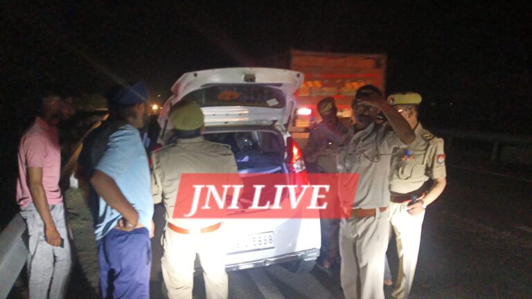 महिला लूटकांड के बाद राजेपुर पुलिस अलर्ट, हाईवे पर चलाया सघन चेकिंग अभियान