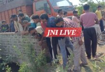 नाले में मिला नवजात का शव, सीसीटीवी फुटेज खंगाल रही पुलिस