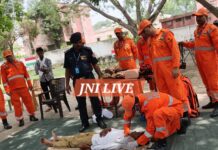 एनडीआरएफ ने छात्रों को सिखाए आपदा से बचाव के उपाय