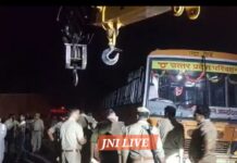 एटा में भीषण सड़क हादसा: रोडवेज बस में कैंटर की टक्कर, पांच की मौत; फर्रुखाबाद के तीन यात्रियों ने गंवाई जान