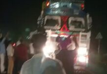 ओवरटेक को लेकर ट्रक चालक पर हमला, हाईवे पर हंगामा, ट्रक के शीशे क्षतिग्रस्त