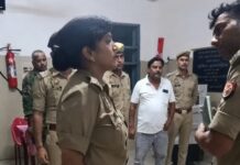 प्लाटिंग कारोबारी की पत्नी के सामने गोली मारकर हत्या, सिर में दो गोली मारकर फरार हुए हमलावर
