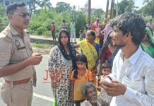 प्रसूता व नवजात की मौत के बाद अस्पताल में हंगामा, परिजनों से मारपीट का आरोप, हाईवे पर लगाया जाम