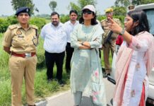 बाढ़ की स्थिति पर प्रशासन सतर्क, 12 गांव प्रभावित, राहत एवं बचाव कार्य जारी