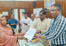 जनपद स्तरीय डेयरी कॉन्क्लेव में किसानों को योजनाओं की दी गई जानकारी