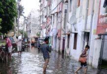 जलभराव से काशीराम कॉलोनी बेहाल, पेयजल संकट भी गहराया