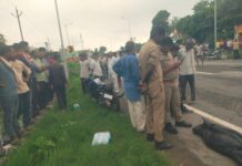 हाई-वे पर अज्ञात वाहन की टक्कर से बाइक सवार की दर्दनाक मौत