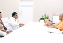 सीएम योगी से मिले सदर विधायक, लिंक एक्सप्रेस-वे के किसानों के मुआवजे का मुद्दा उठाया
