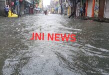 मूसलाधार बारिश से फर्रुखाबाद शहर पानी-पानी, सड़कों पर दिखा बाढ़ जैसा नजारा, देखें वीडियो