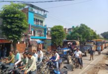 कादरी गेट-मसेनी रोड पर घंटों जाम, स्कूली बच्चों और मरीजों को हुई परेशानी