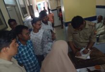 कुल्हाड़ी लगने से घायल अंधेड़ ने तोड़ा दम